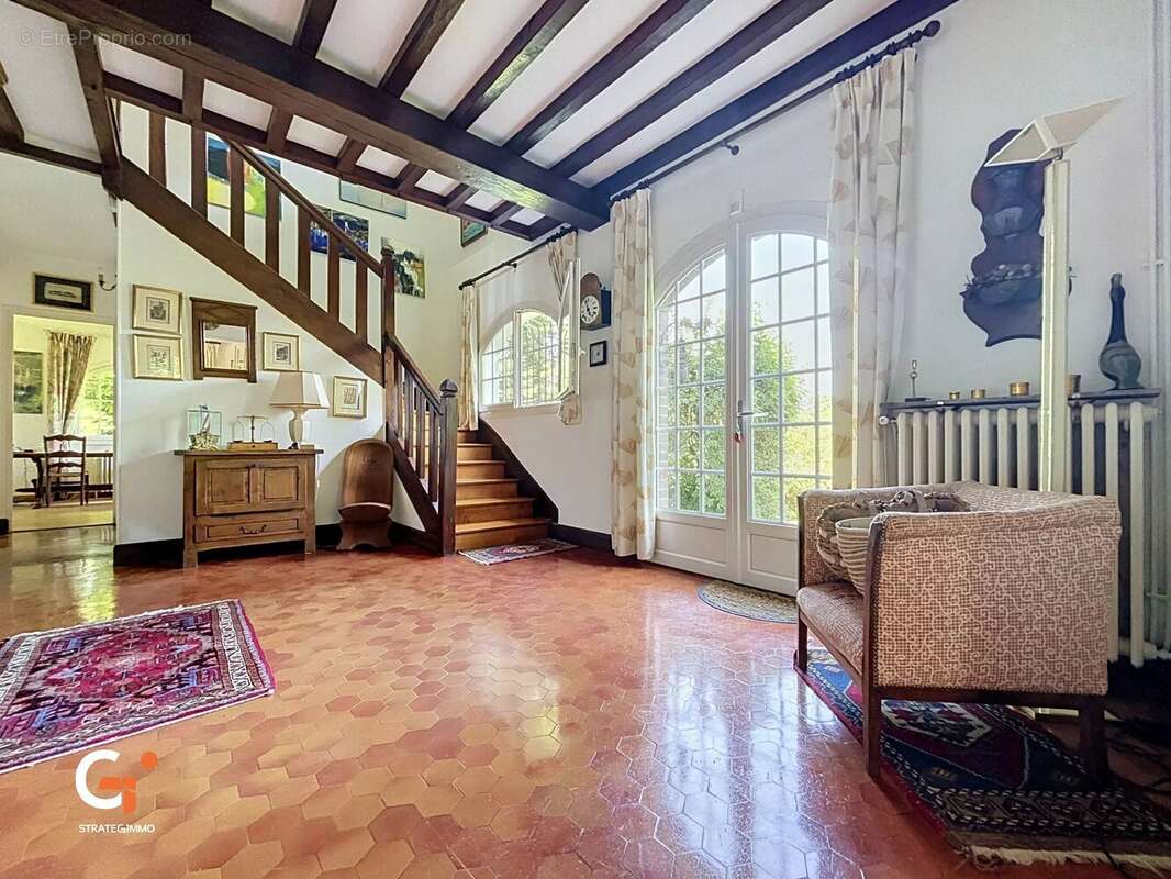 Charmant cottage de 210 m² à Bihorel - photo 5