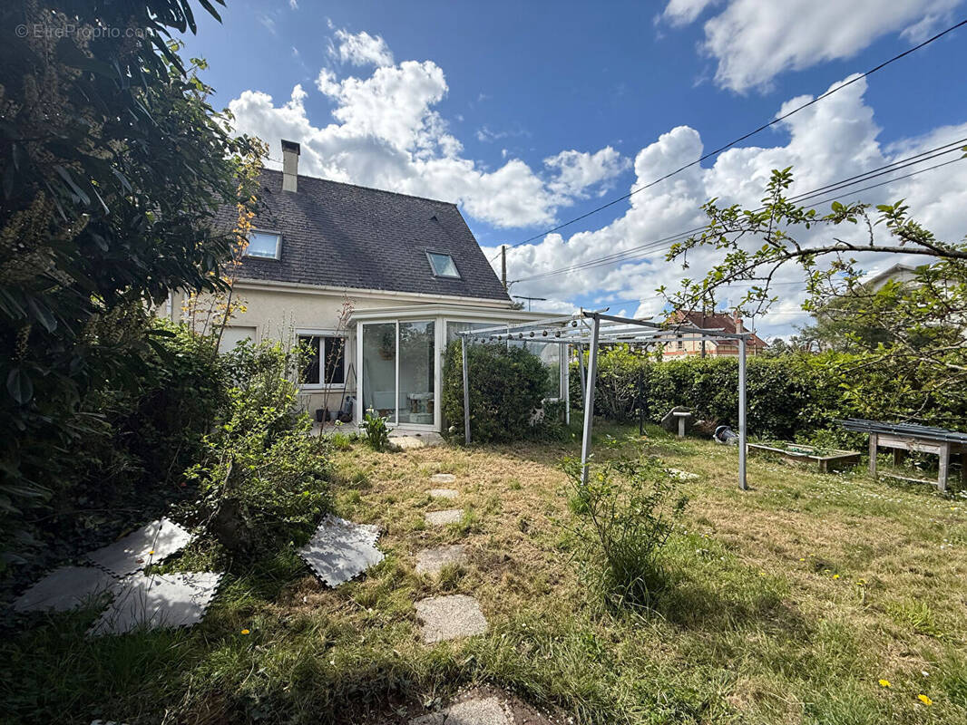 Maison à JOUE-LES-TOURS