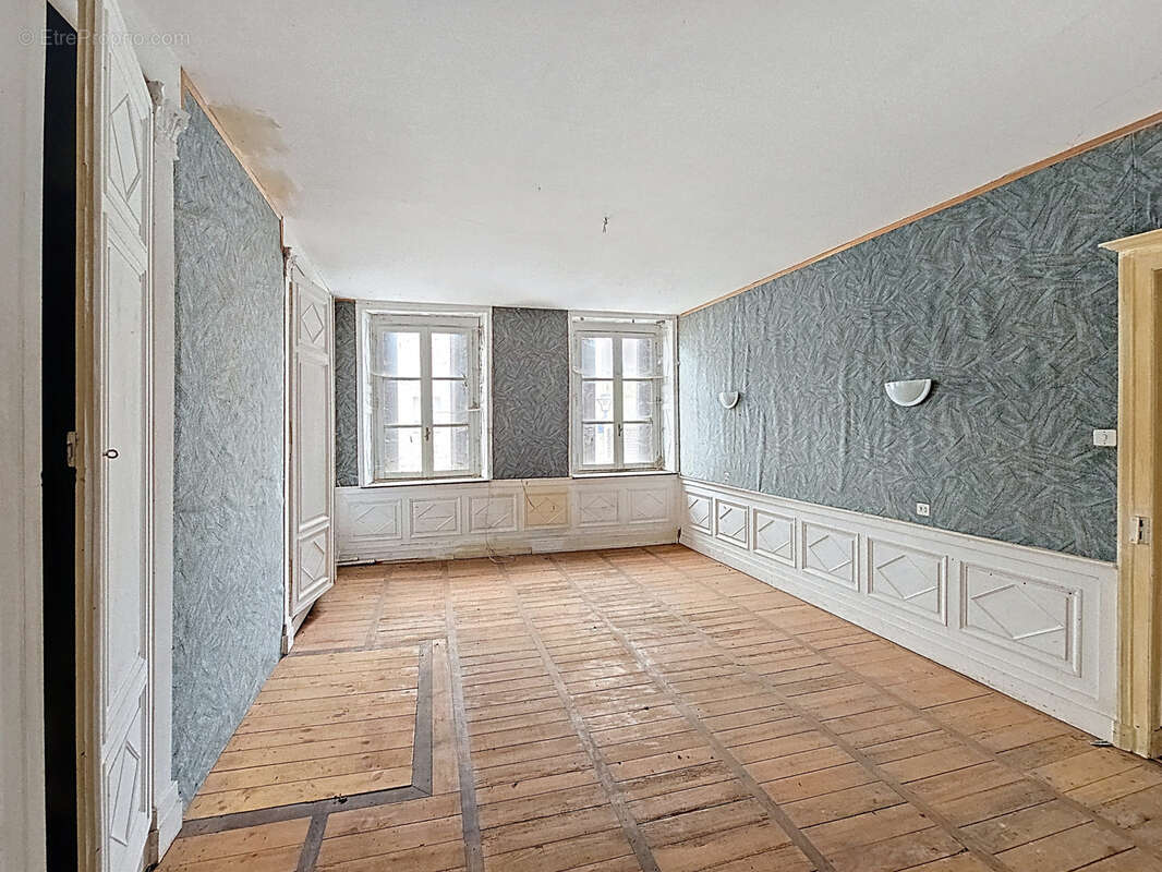 Ensemble immobilier à rénover - photo 3