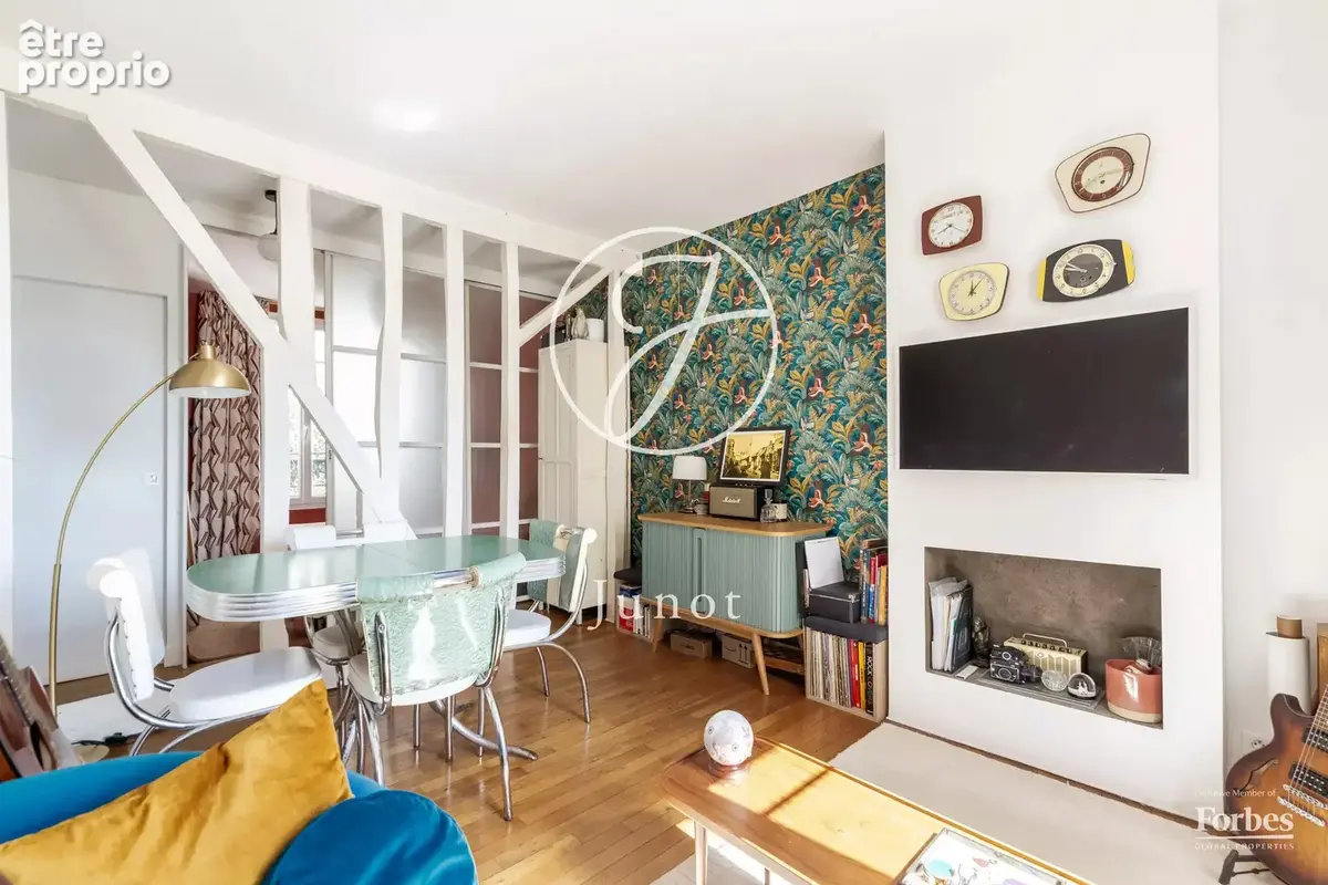 Paris 18e - HAUT MONTMARTRE / RUE BERTHE - Appartement - 2 pièces - 28,15m² Carrez - 1 chambre sur cour arborée - photo 7
