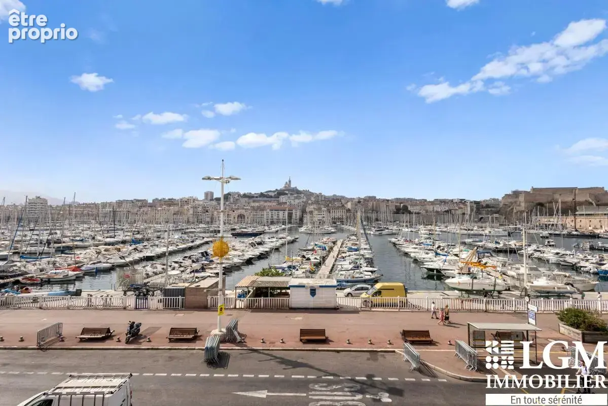 Appartement à MARSEILLE-2E