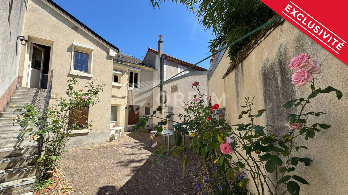 Maison à COSNE-COURS-SUR-LOIRE