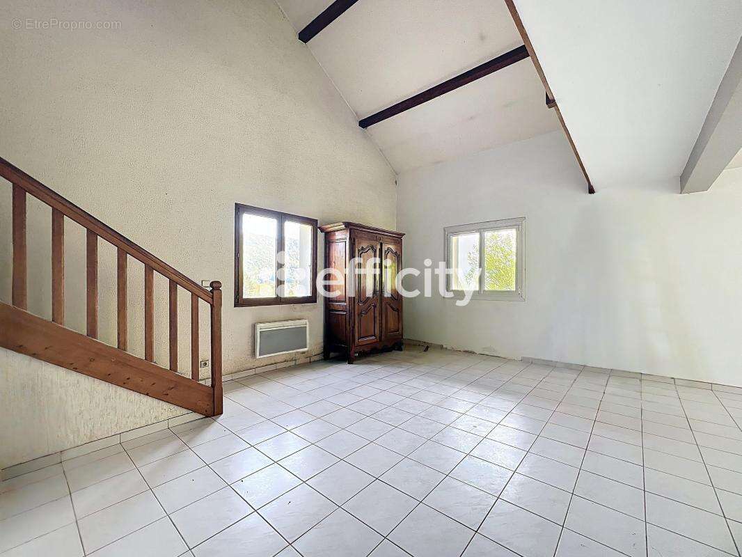 Maison 156 m² à Marignier  - photo 4