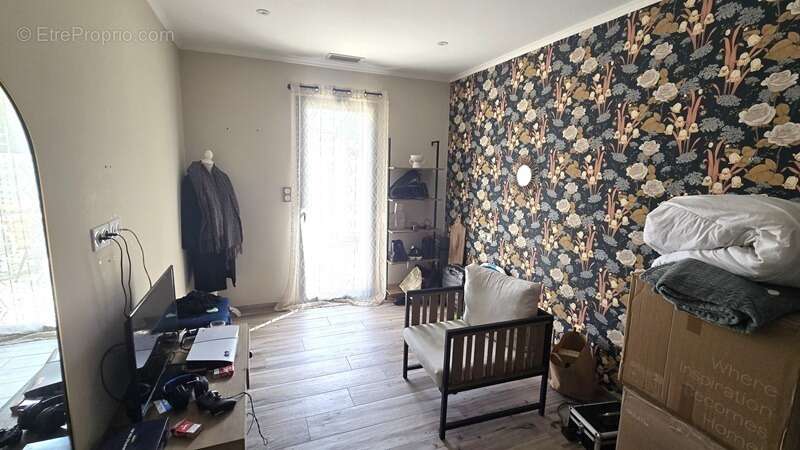 Maison à VILLEDUBERT