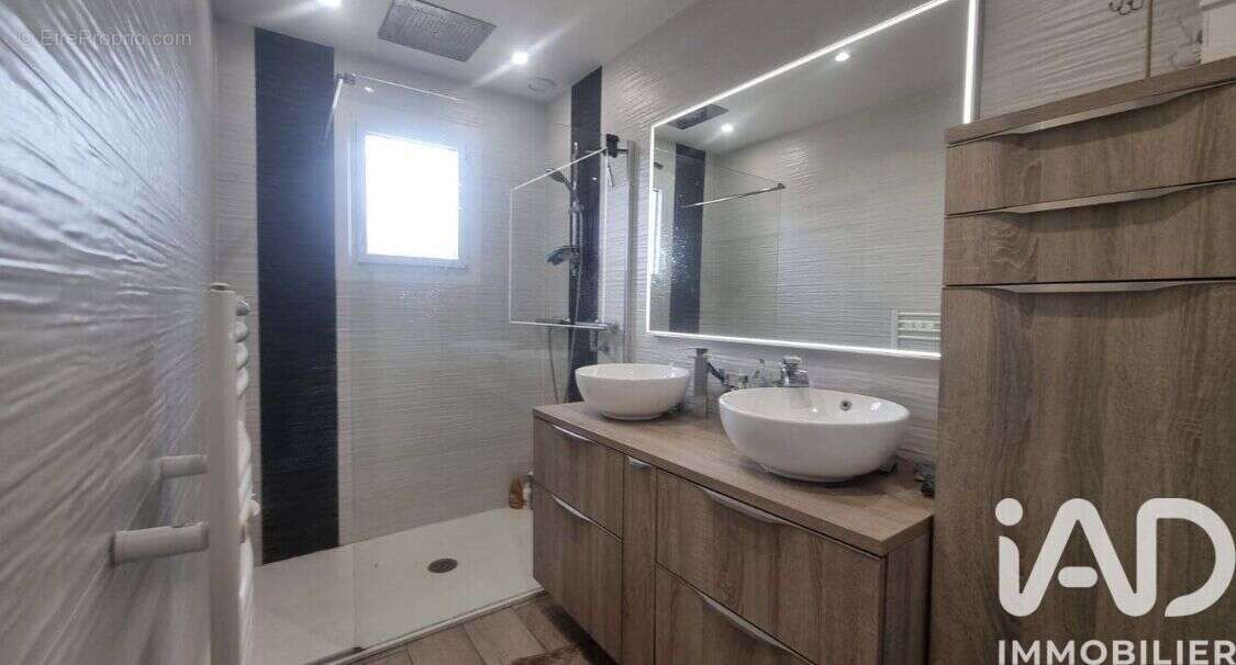 Photo 7 - Maison à SAHURS