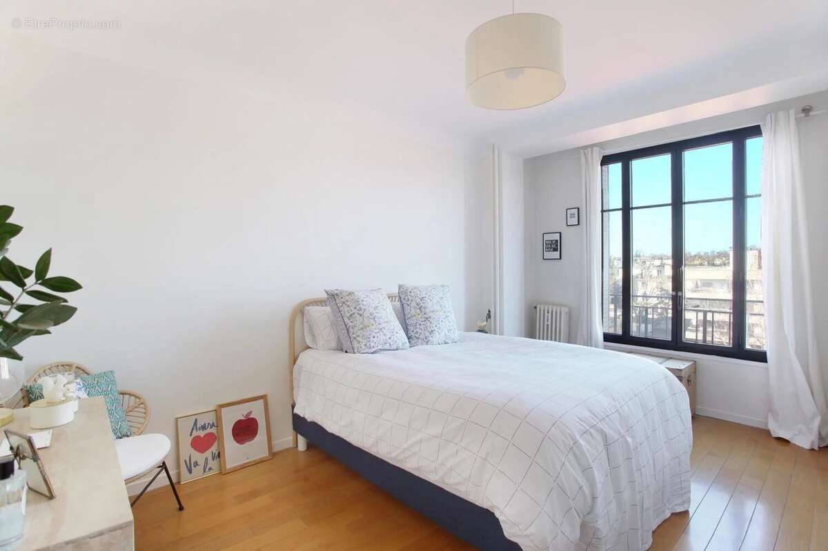 Boulogne Nord – À 500 m du métro Jean Jaurès, à deux pas du Bois de Boulogne et des commerces Appartement 3 pièces en excellent  - photo 8