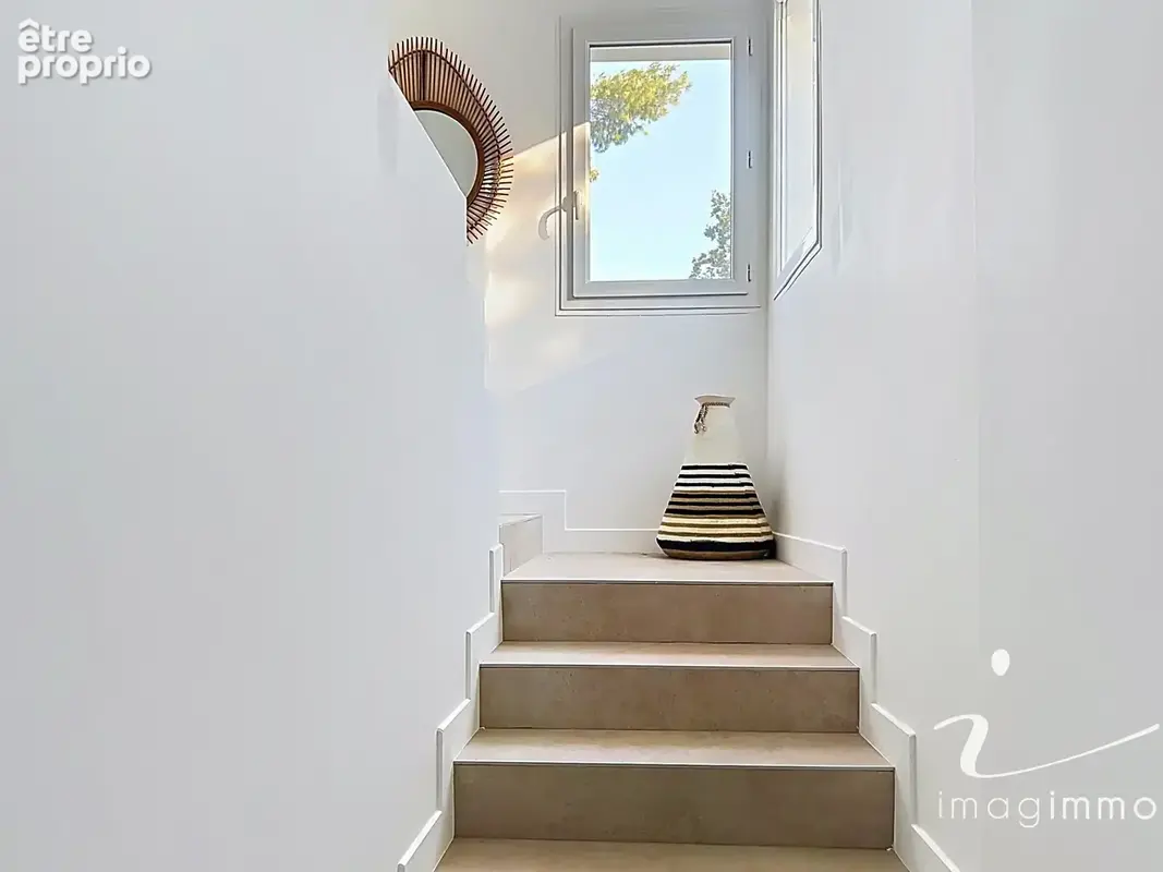 CASTELNAU-LE-LEZ : Spacieuse villa de 190m2 de type 6 avec piscine - photo 17