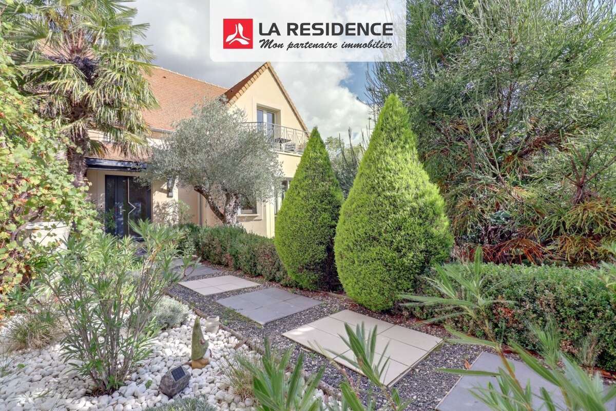 Maison à MONTFORT-L&#039;AMAURY