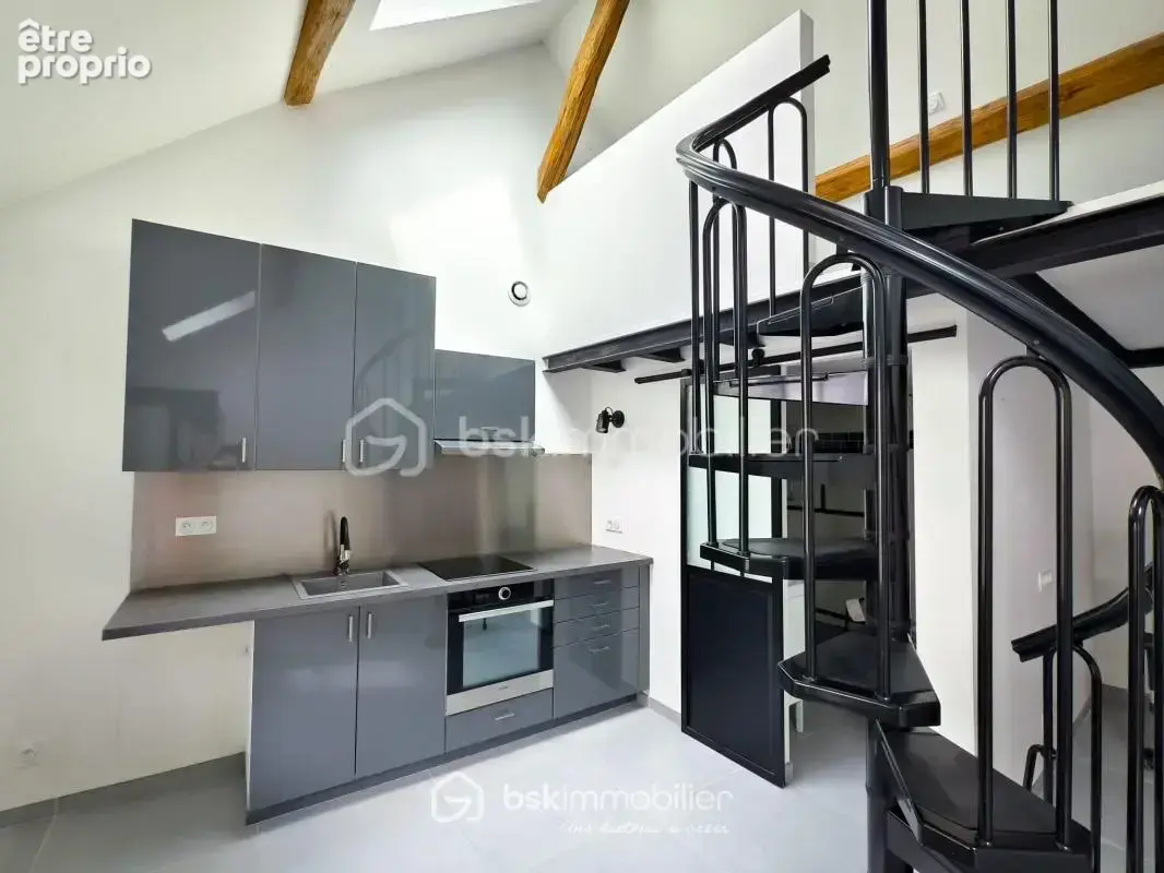 Coup de cœur pour cette maison de ville au charme d'antan et sa dépendance indépendante - photo 18