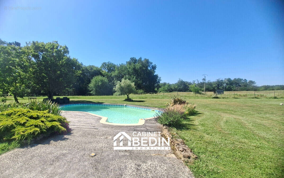 Maison 350 m² à Brouqueyran  - photo 3