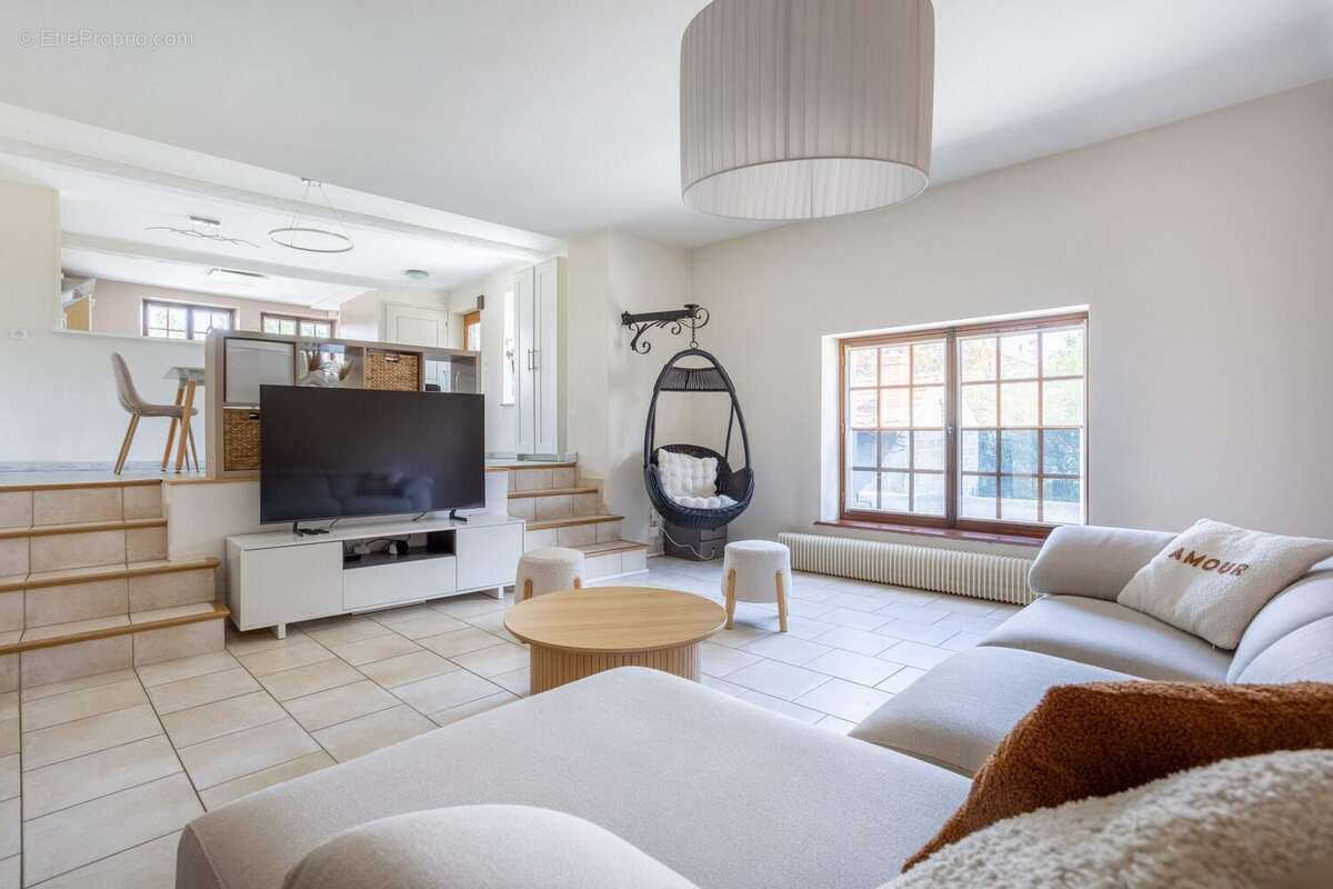 Maison à SAINT-BONNET-PRES-RIOM