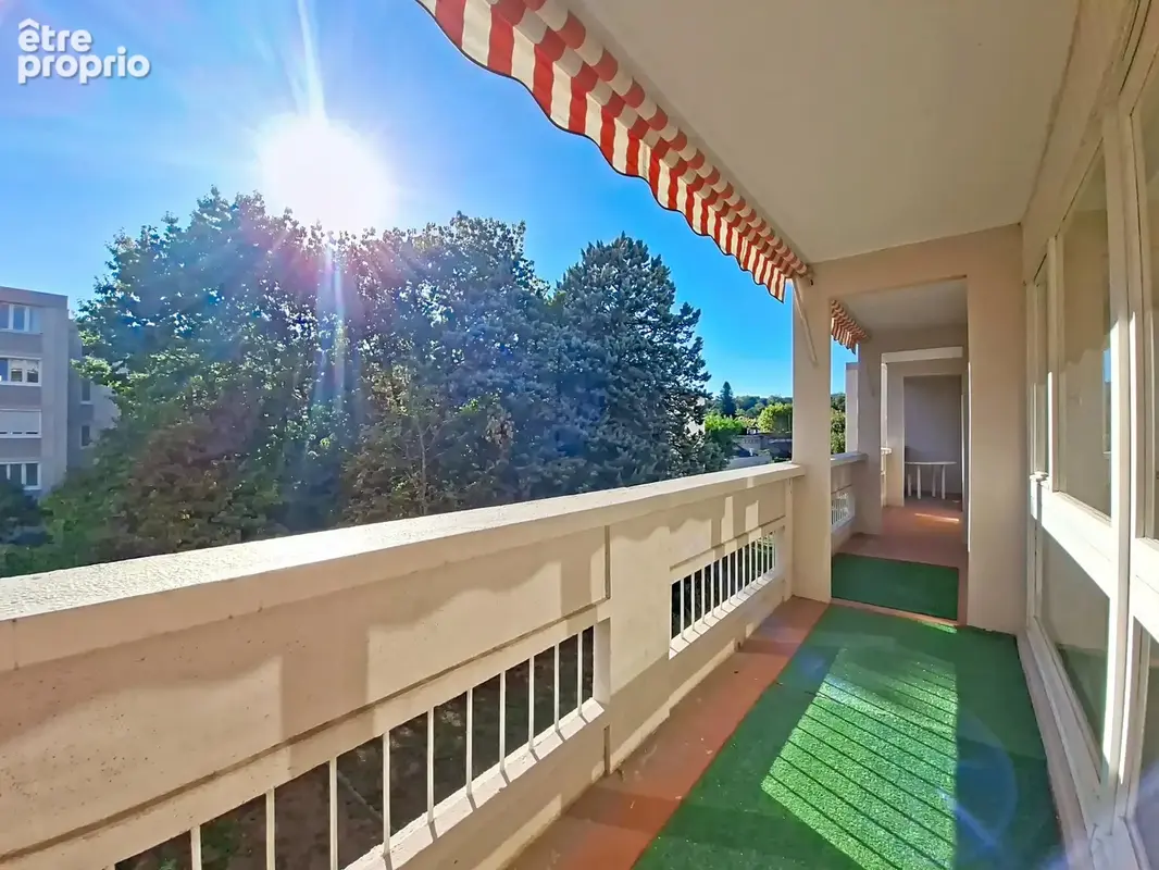 Cuire le Bas vers l'hôtel Lyon Métropole / quais Clémenceau - photo 4