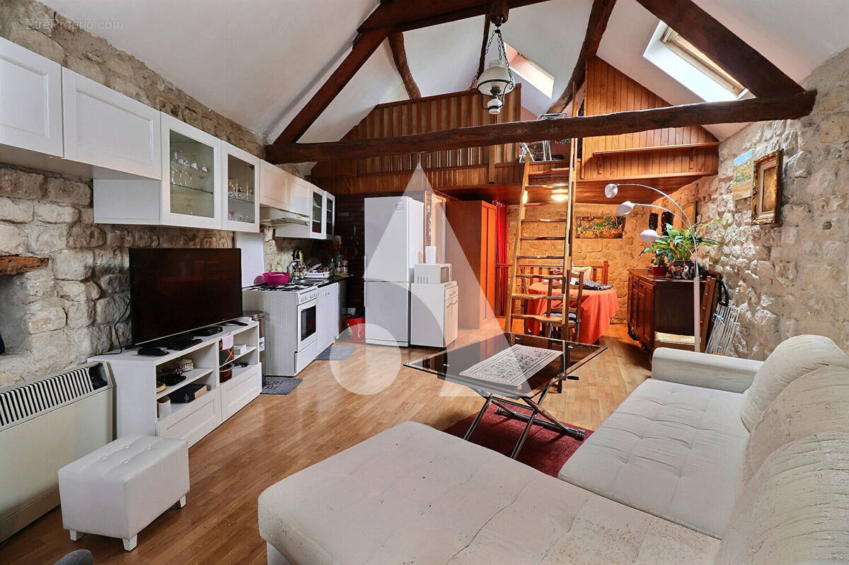 Maison à AUVERS-SUR-OISE