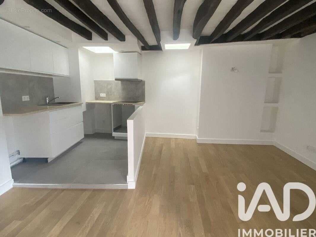Photo 1 - Appartement à PARIS-1E