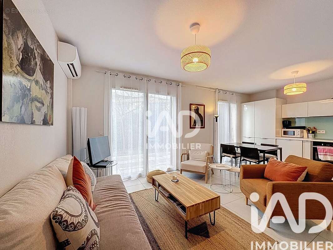 Photo 3 - Appartement à PLAN-DE-LA-TOUR