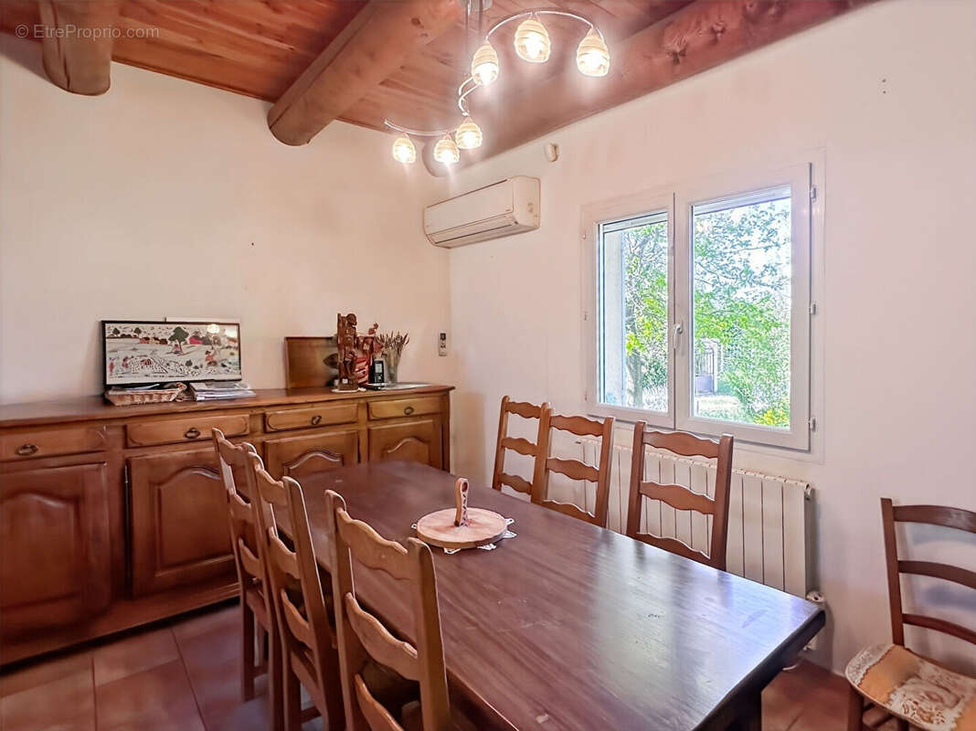 Maison à MOLLEGES