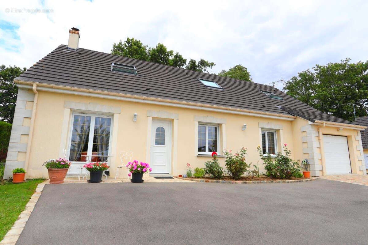 Maison à CHATEAUDUN