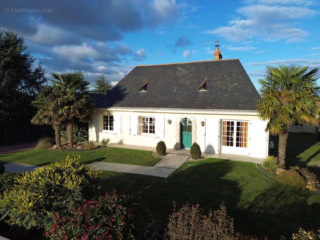 Maison à DOUE-LA-FONTAINE