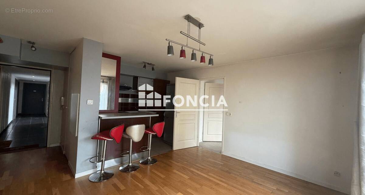 Appartement à VILLEMOMBLE