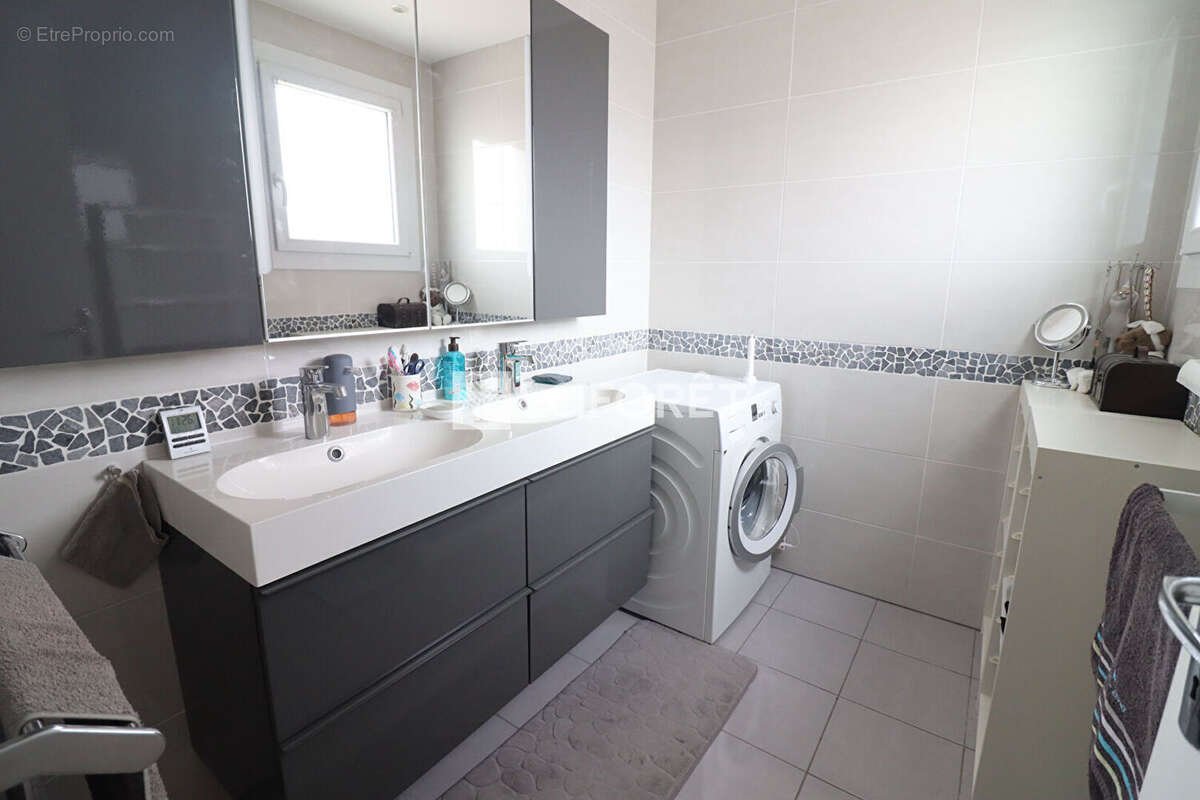 Maison Conflans Sainte Honorine 8 pièce(s) 130 m2 - photo 12