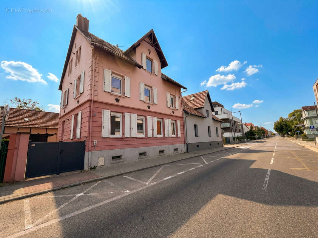 Immeuble de rapport et dépendance en bordure de Mühlbach - photo 3
