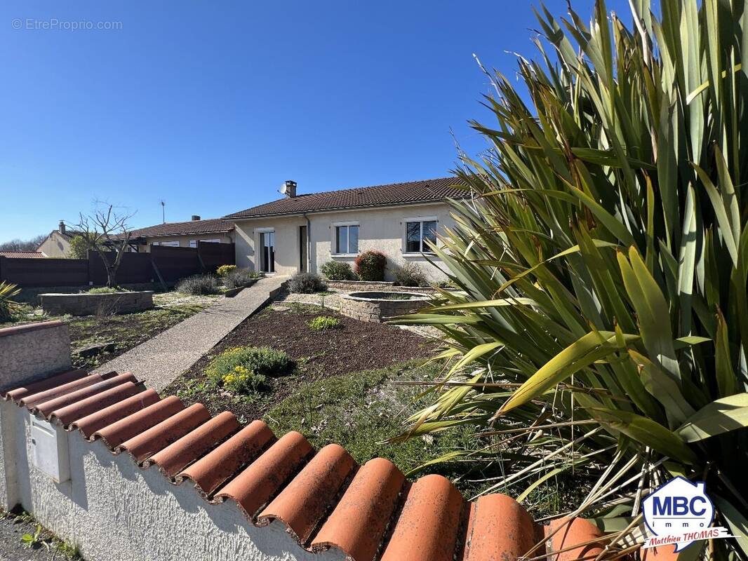 Maison à TREMENTINES