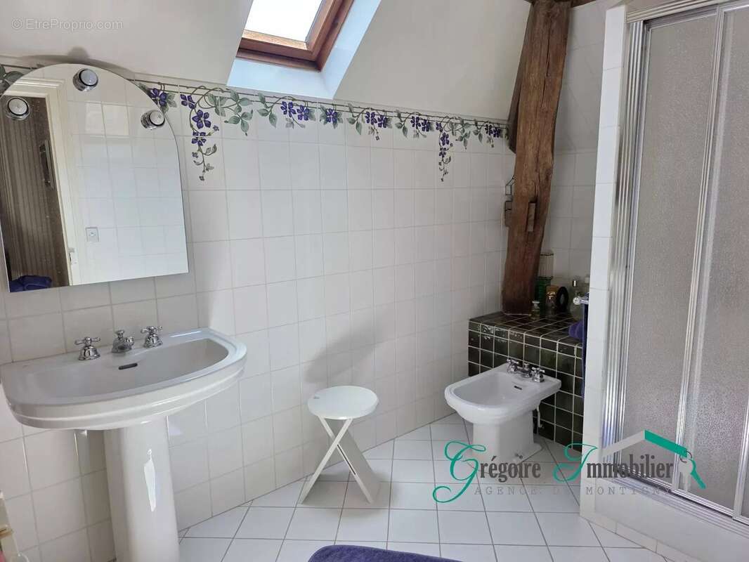 Maison à LA GENEVRAYE