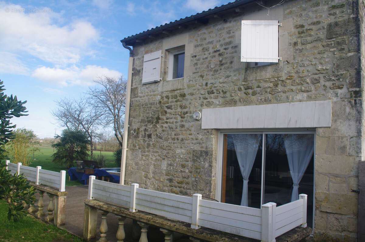 Maison à RETAUD