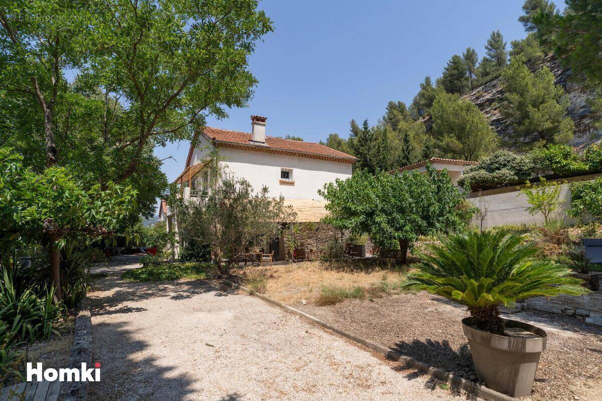 Maison à MARSEILLE-11E