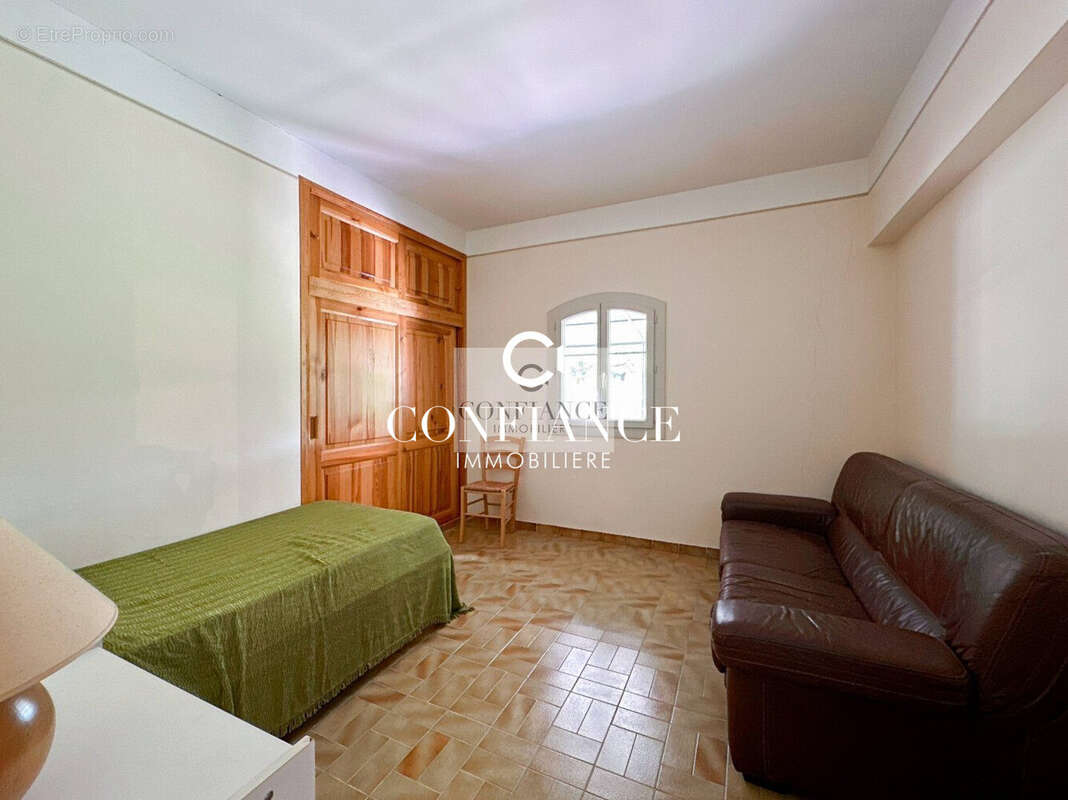 Appartement à LA GAUDE