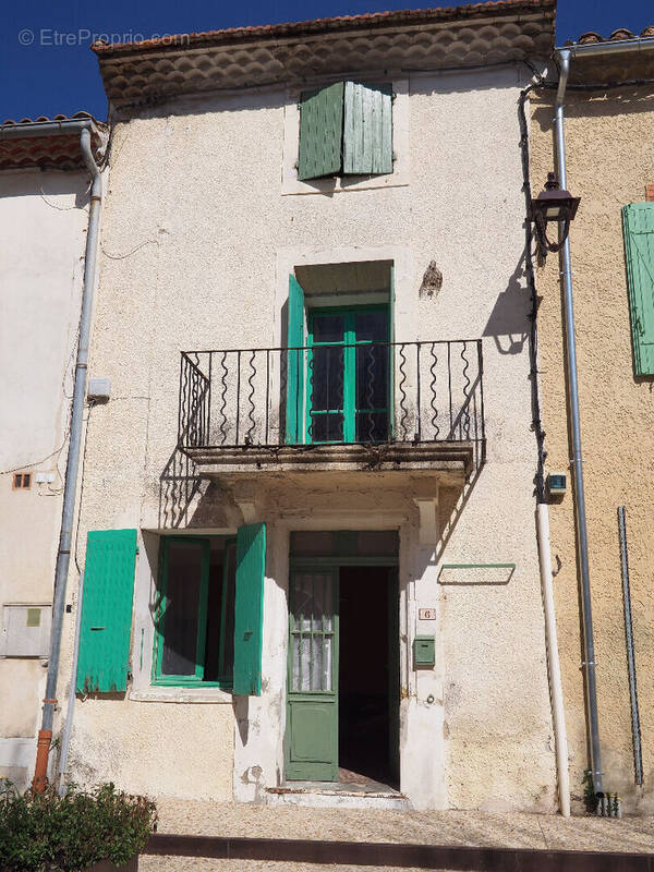 Maison à DOMAZAN