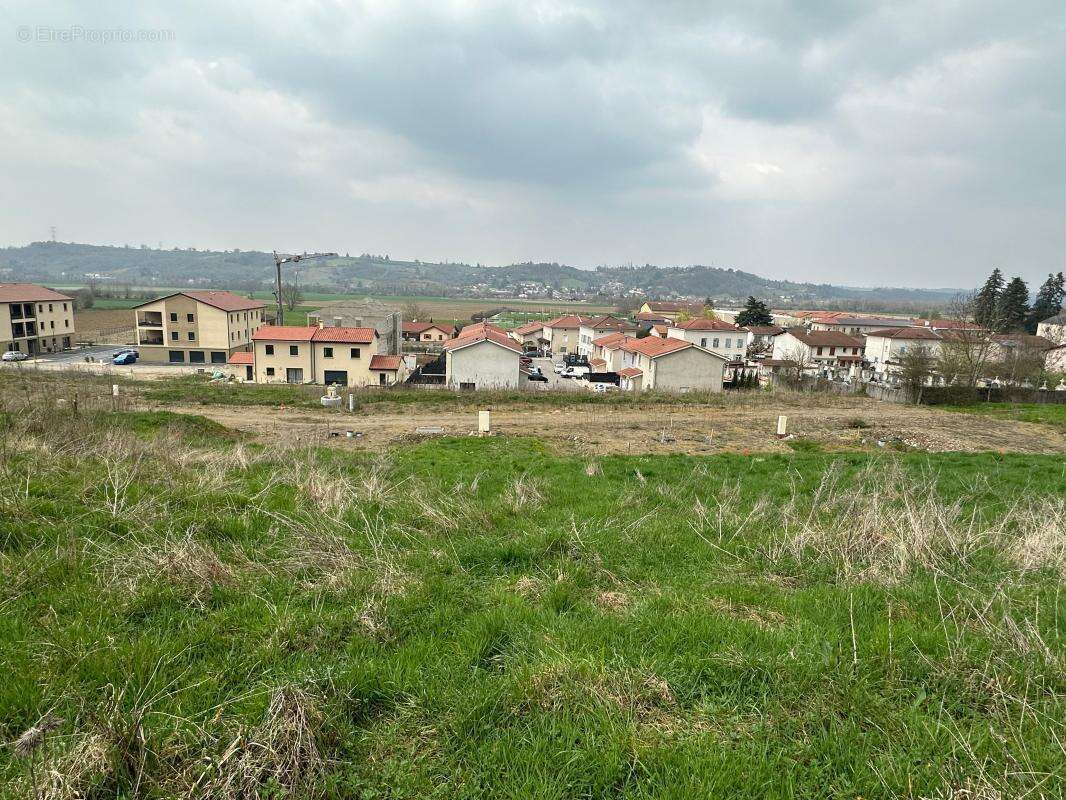 Terrain à SEPTEME