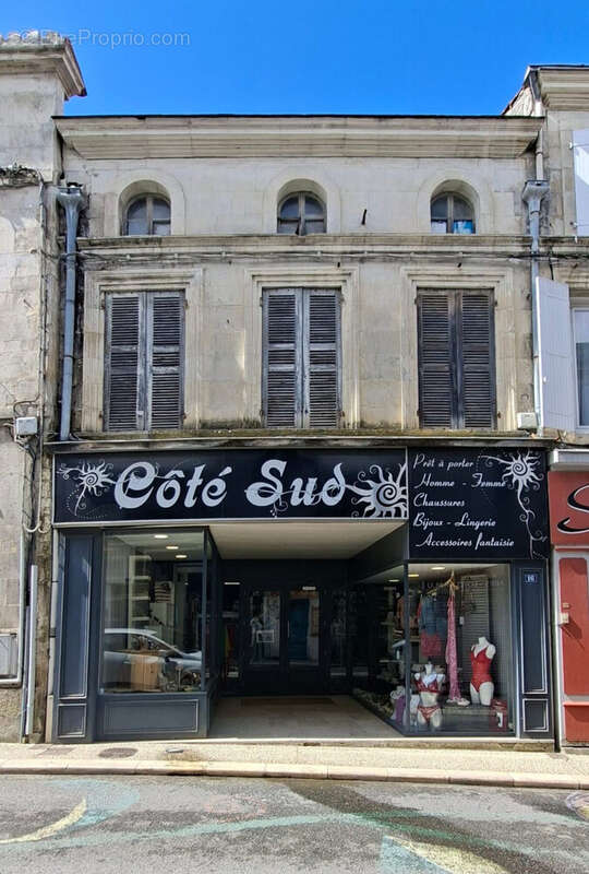 Appartement à PONS