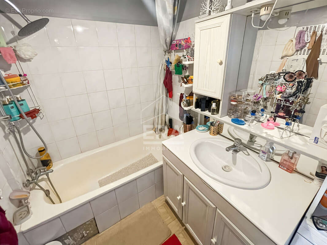 Appartement à MARSEILLE-14E