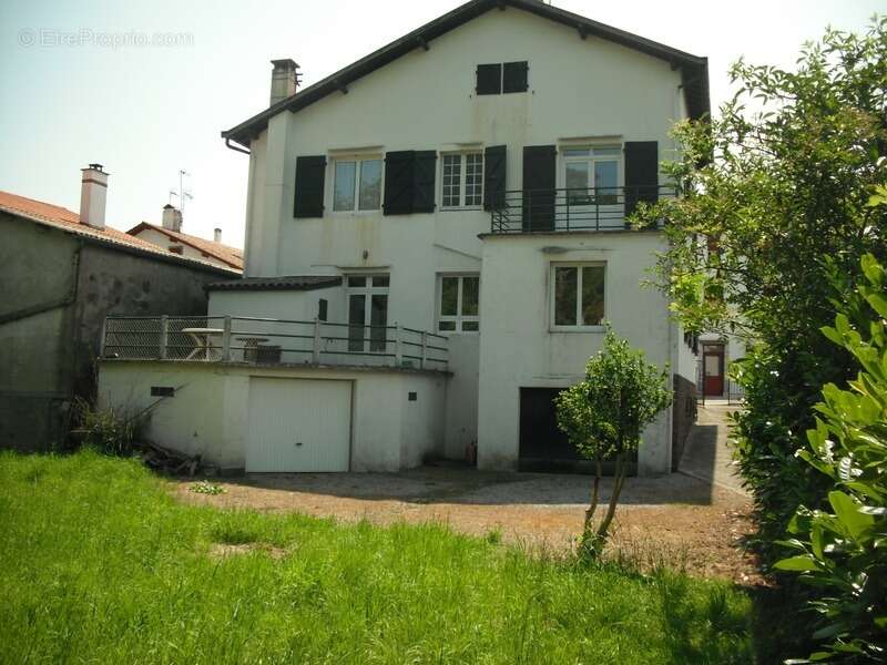 Maison à SAINT-PALAIS