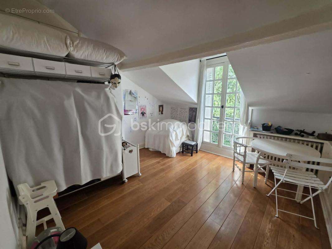 Maison à CHELLES