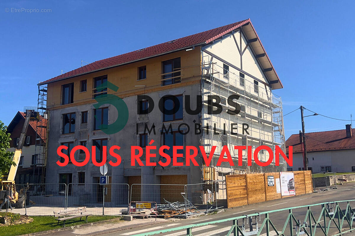 Appartement à ORCHAMPS-VENNES