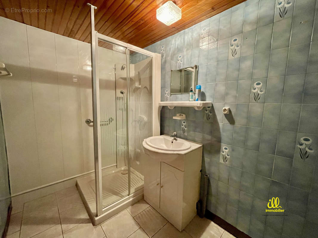 Maison à LES MAZURES