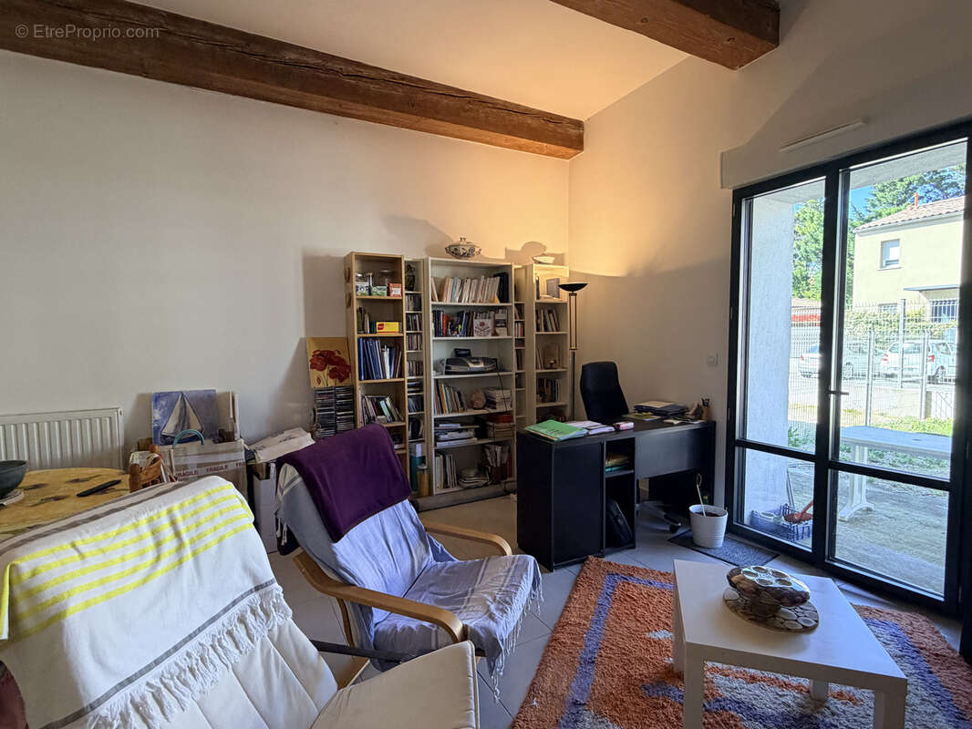 Appartement à L'ISLE-SUR-LA-SORGUE