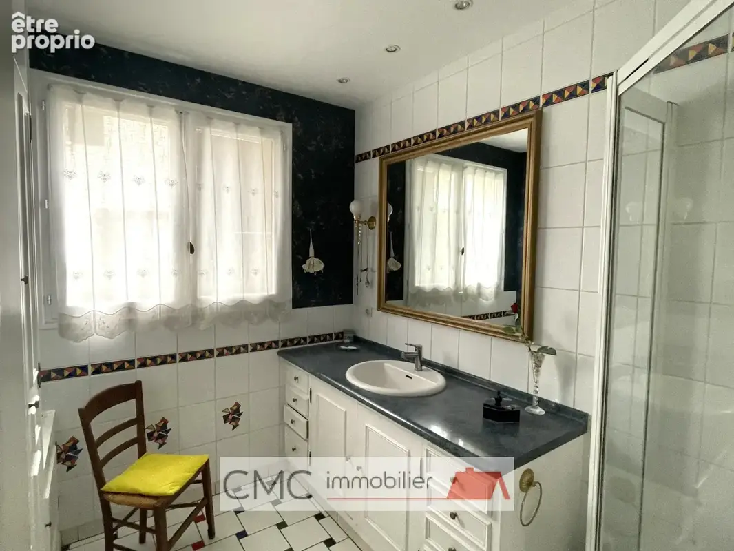 Maison familiale - luisant - photo 8