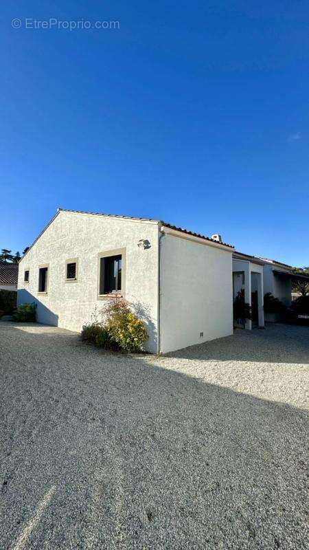 Maison à LANSARGUES