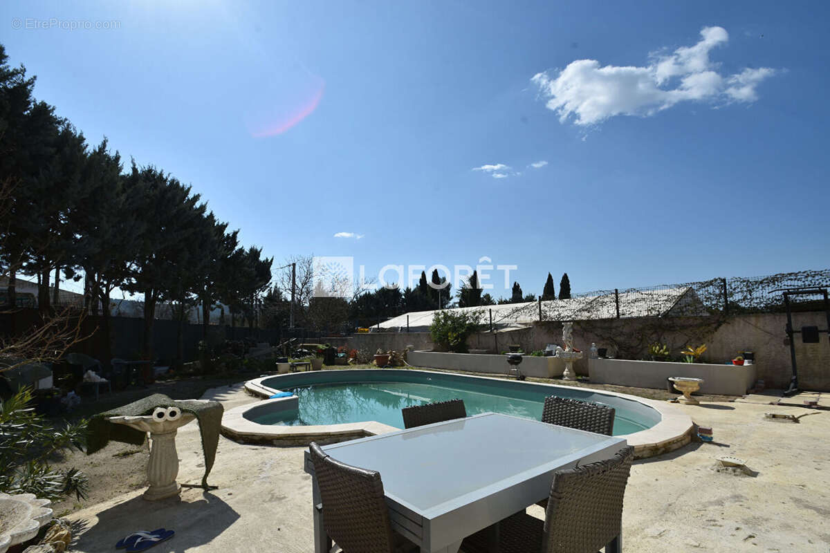 Tourrettes maison mixte habitation & local artisanal  302 m² - photo 14