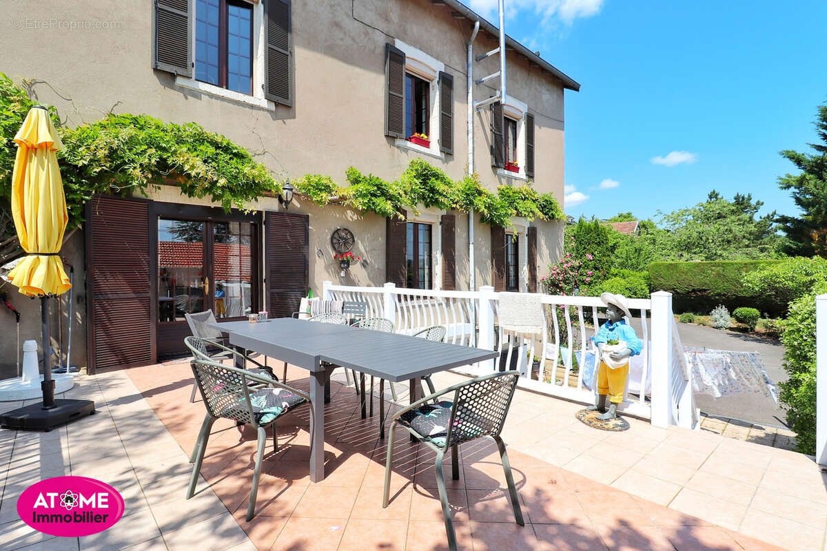 Appartement à AUBOUE