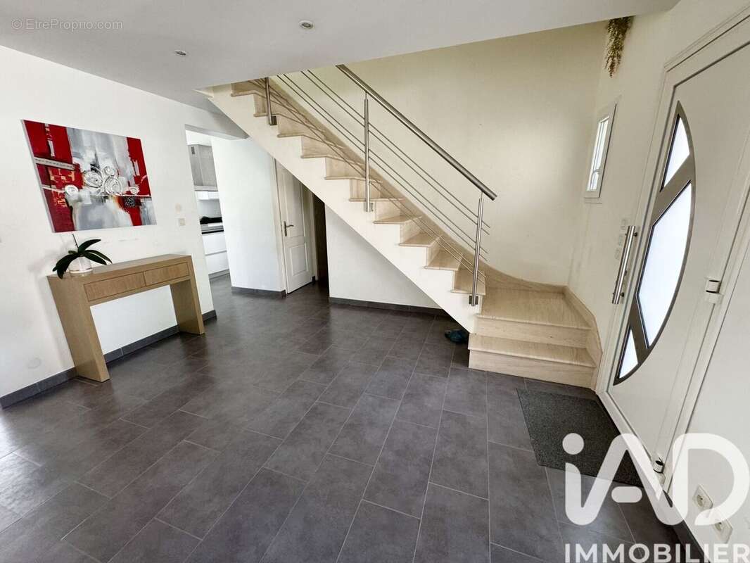 Photo 2 - Maison à SANDILLON