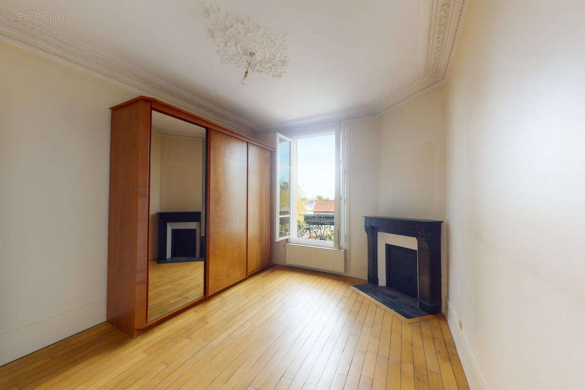 Appartement à BOIS-COLOMBES