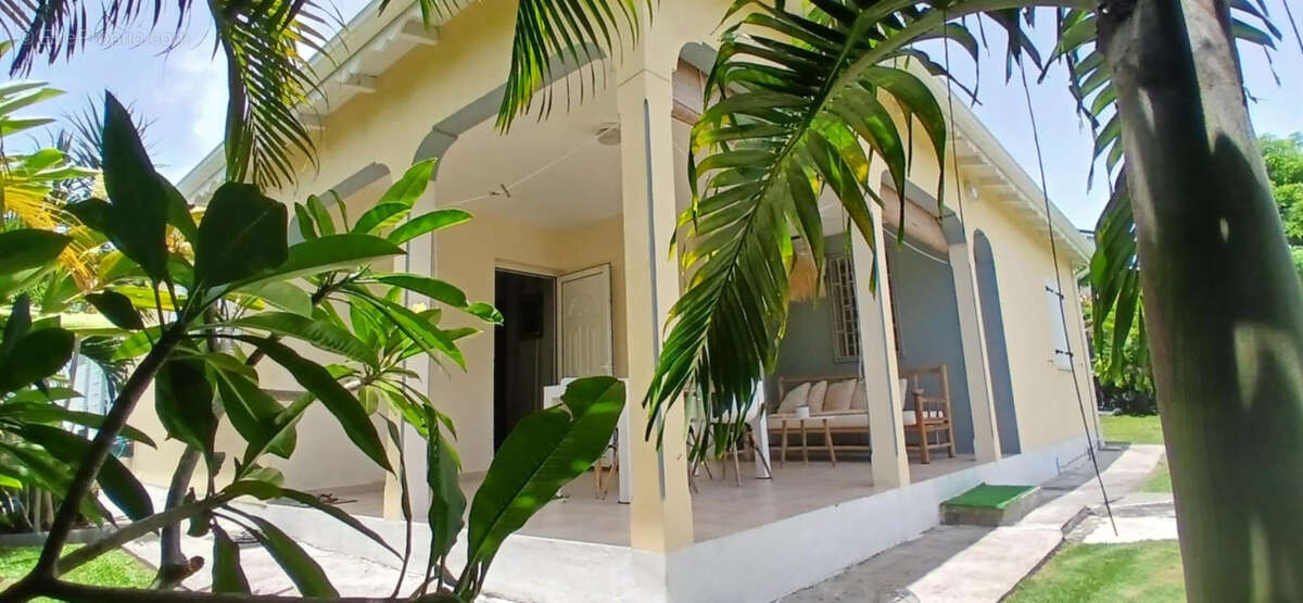 Maison à PORT-LOUIS