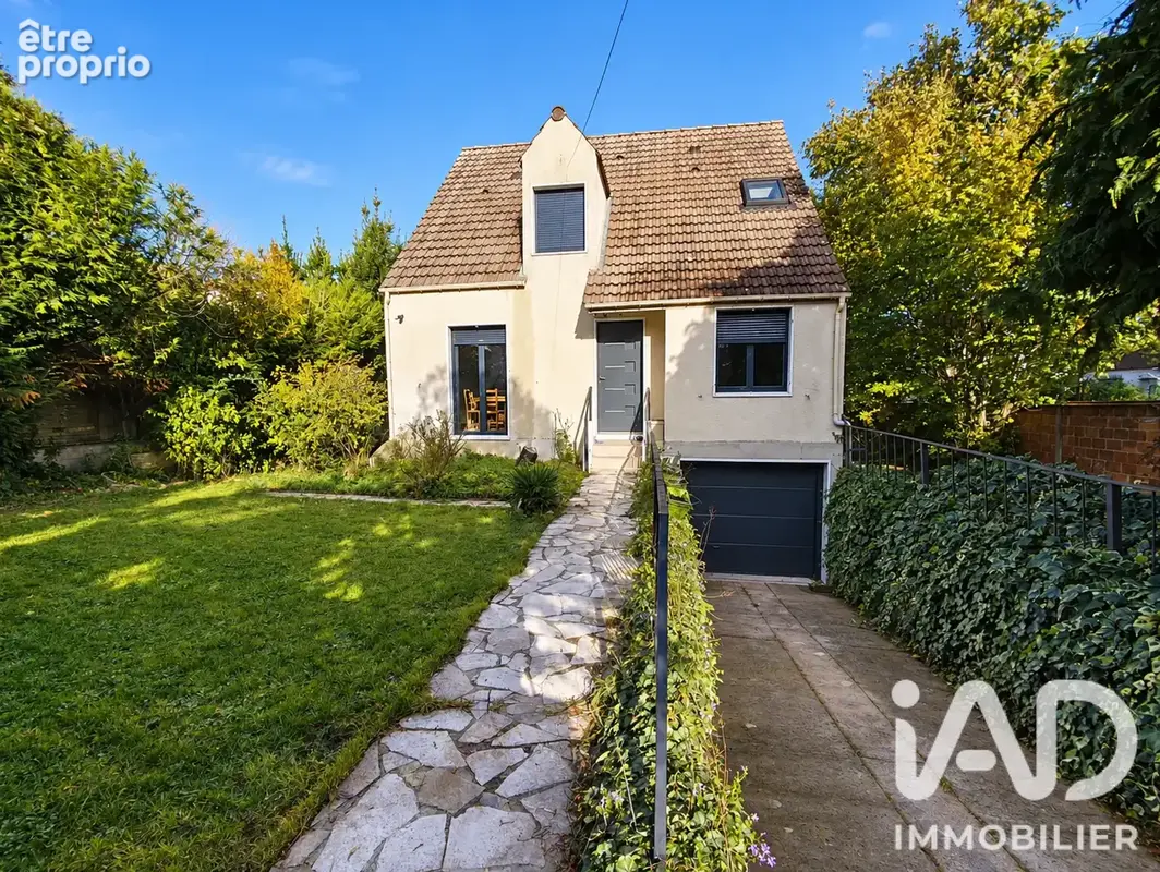 Photo 1 - Maison à VAUJOURS