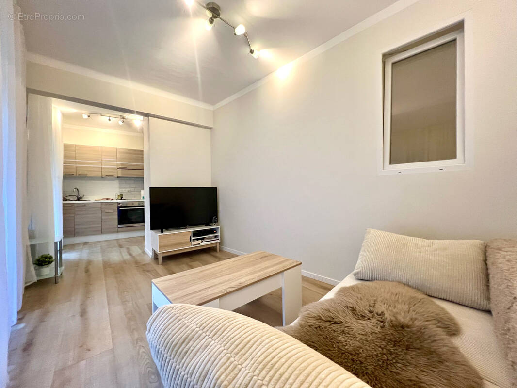 Appartement à ROQUEBRUNE-CAP-MARTIN
