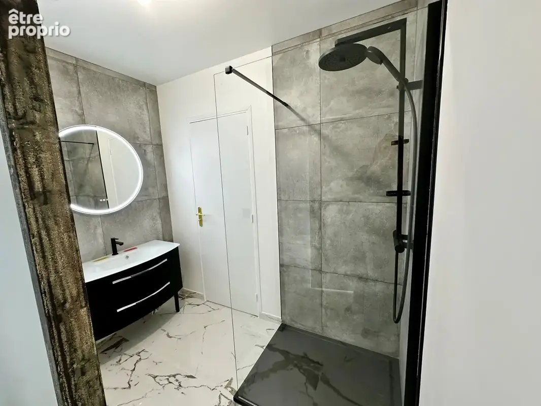 Maison à vendre 8 pièces - 200 m2 - Terrain 1748 m2 - DAMPIERRE EN YVELINES (78) - photo 17