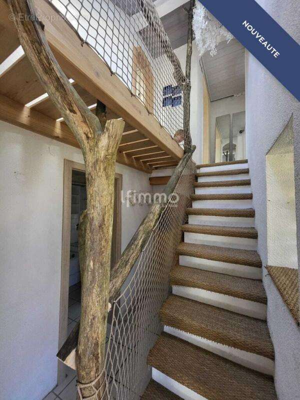 Maison avec dépendances sur 35 ares - photo 9